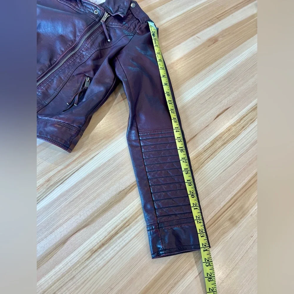 Xhilaration / Cropped Moto Jkt / Small - Picture 9 of 9